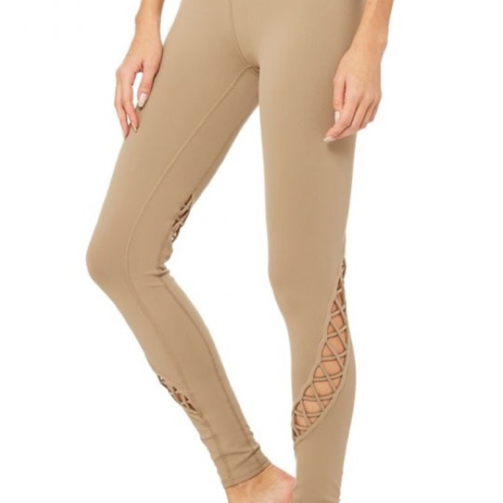 ALO Yoga Leggings in Gravel/Tan SZ Large